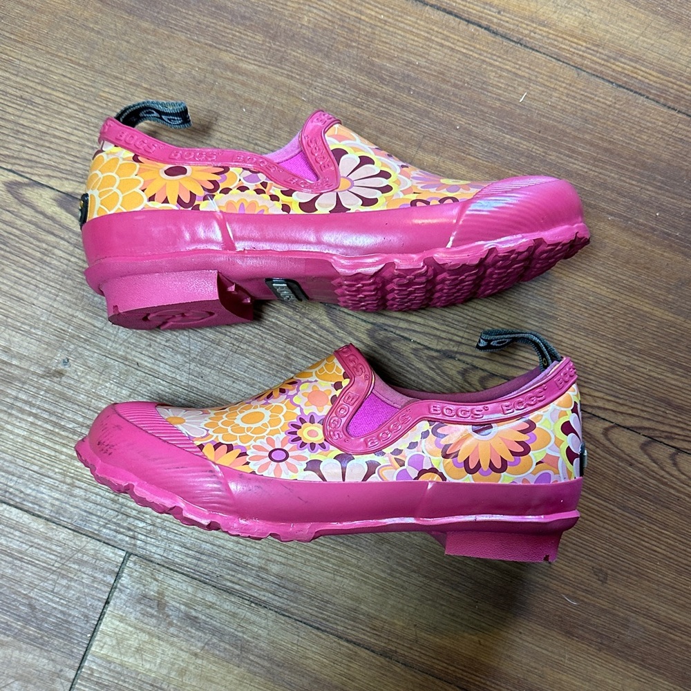 Bogs Pink and Orange Floral Sneakers - Picture 2 of 3